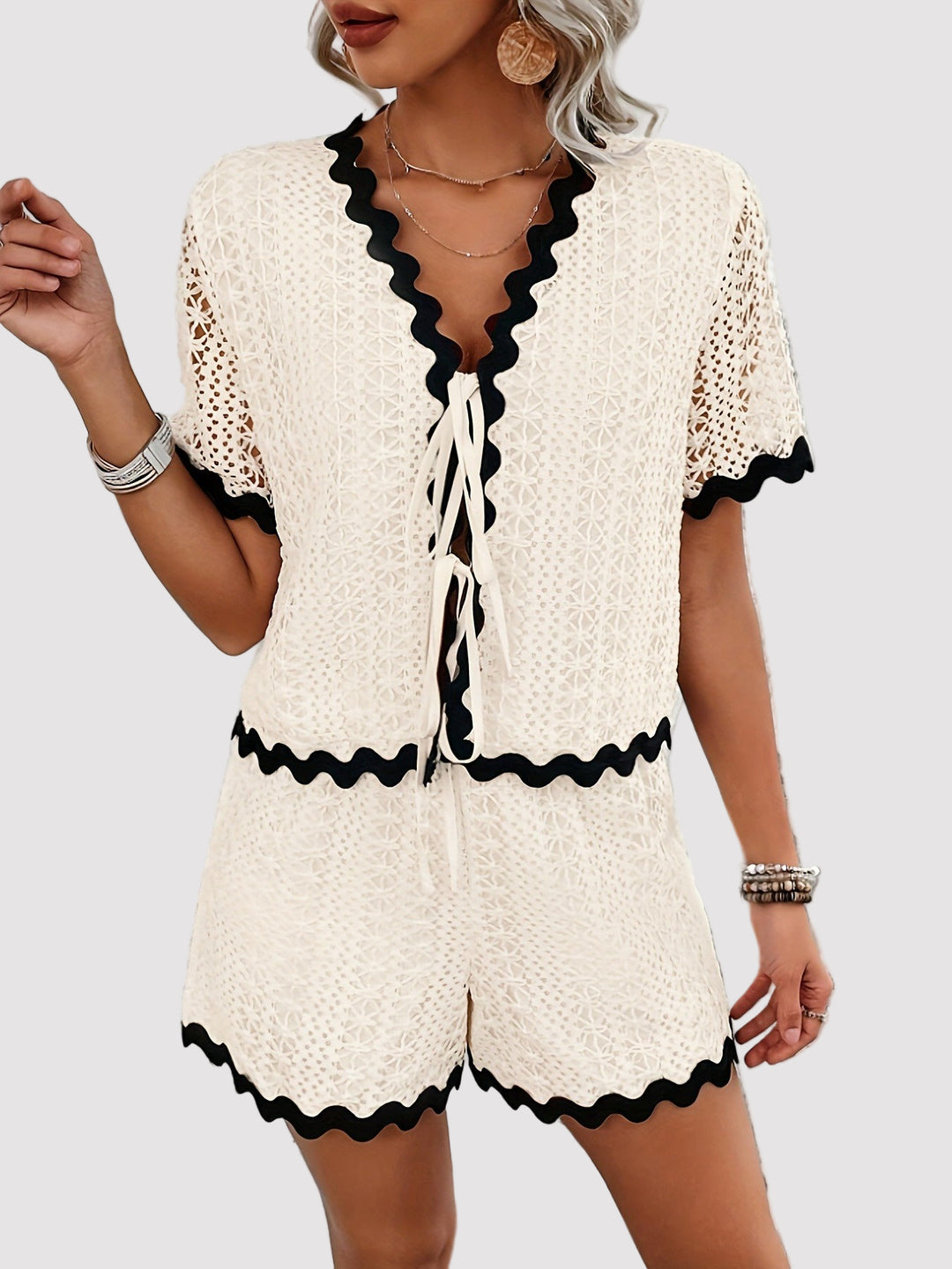 Conjunto de Dos Piezas de Mujer con Ribete