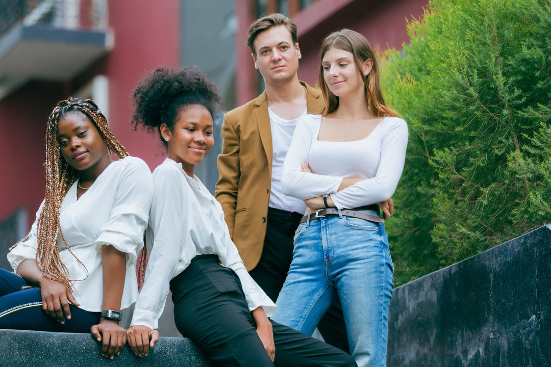 Estilos y Patrones Comunes en la Ropa de Hombres y Mujeres